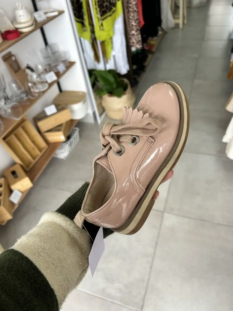 zapatos zara rosa.webp