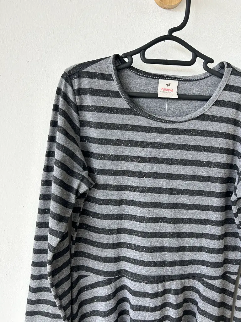 vestido rayado3.webp