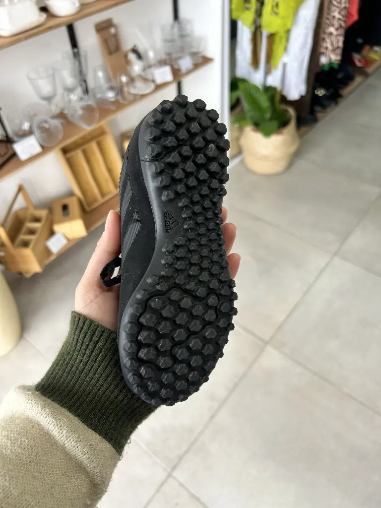 botines negros4.webp